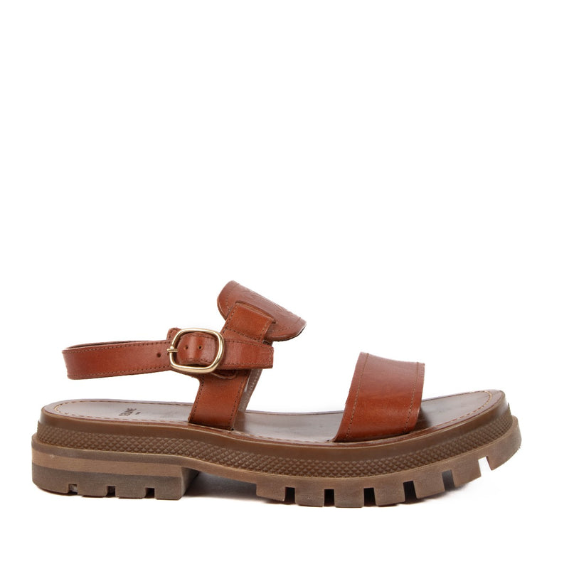 Buy a verified second-hand Celine Vegetal Tanning Tan Calfskin Leather Clea Triomphe in very good condition at Labellov Antwerp, Brussels, Knokke