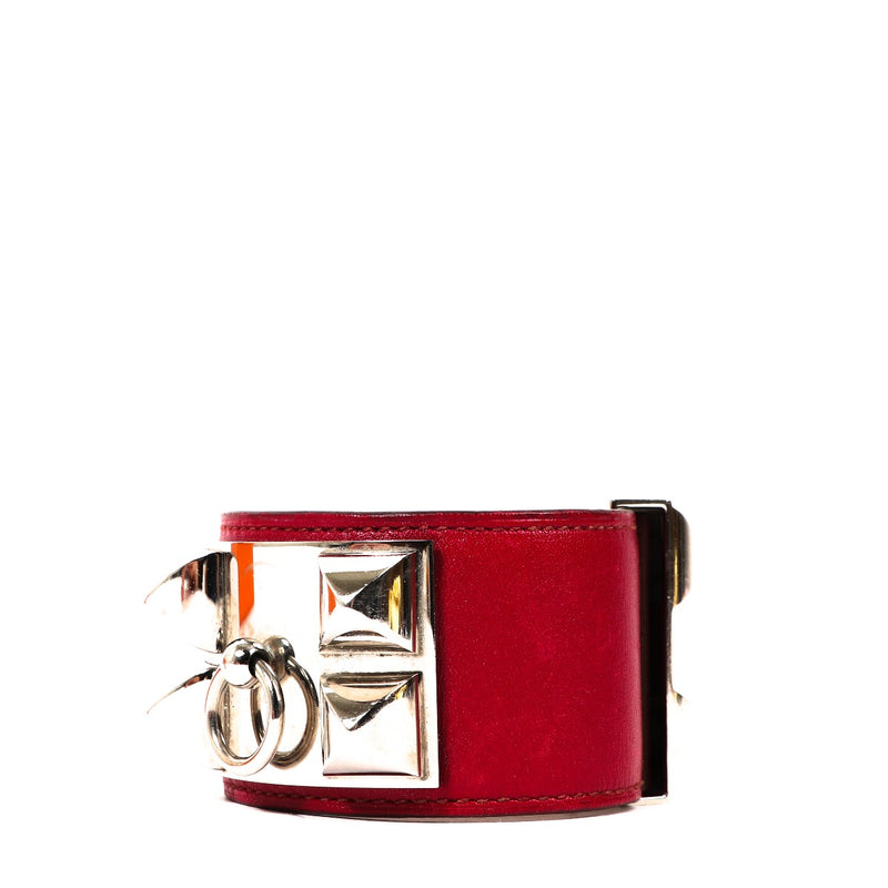 Buy an authentic second-hand Hermès Burgundy Leather Bracelet in very good condition at Labellov in Antwerp.