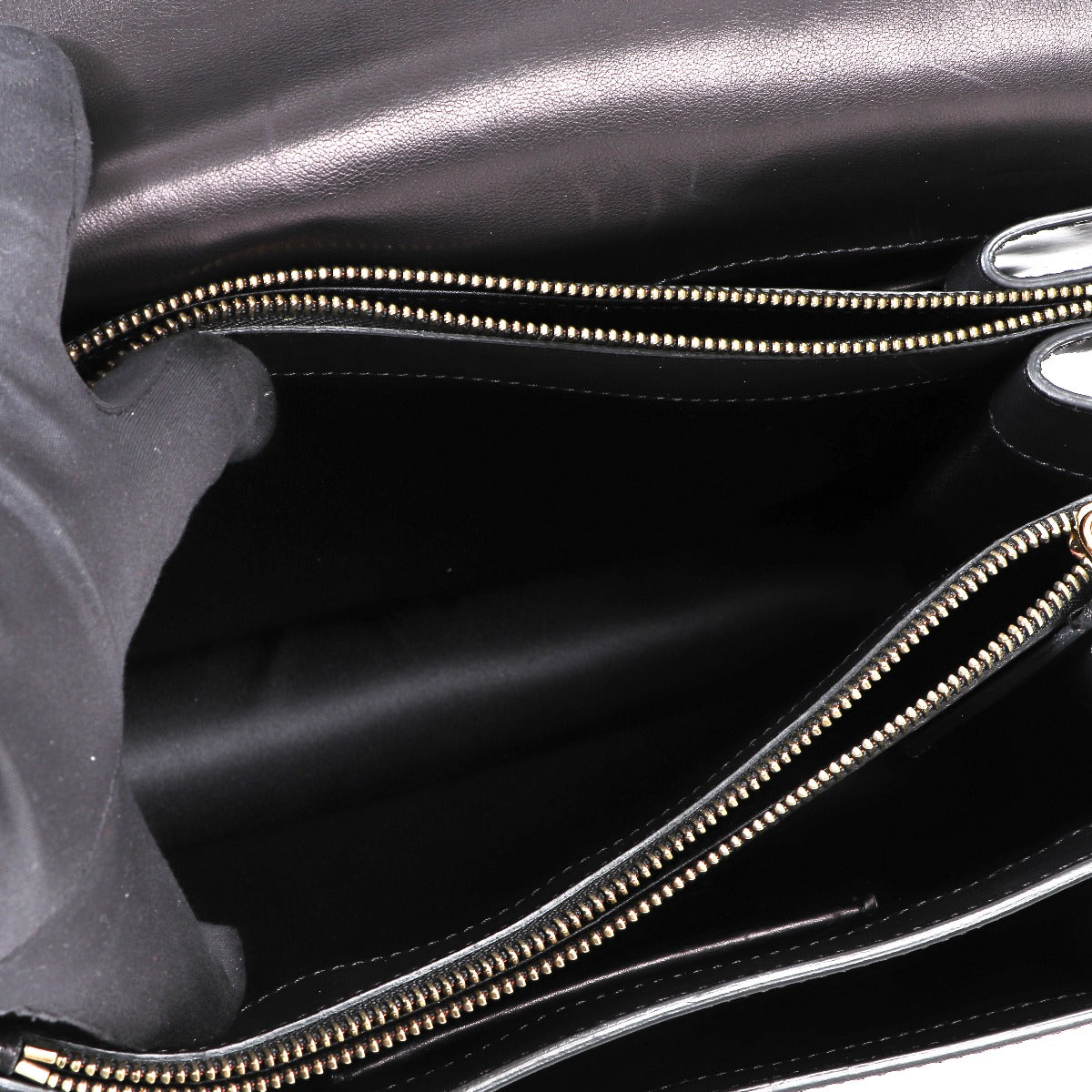 Buy an authentic second-hand Marni Black Calf Leather Trunk Shoulder Bag in good condition at Labellov in Antwerp.