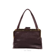 Buy an authentic second-hand Prada Burgundy Leather Shoulder Bag in very good condition at Labellov in Antwerp.