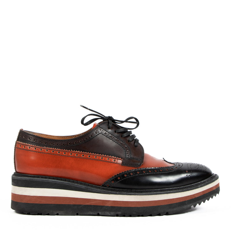 Prada Bicolor Derby Shoes for the best price at Labellov secondhand luxury in Antwerp