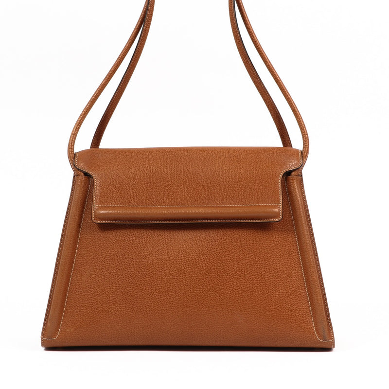Buy an authentic second-hand Delvaux Cognac Top Handle in very good condition at Labellov in Antwerp, Brussel, Knokke.