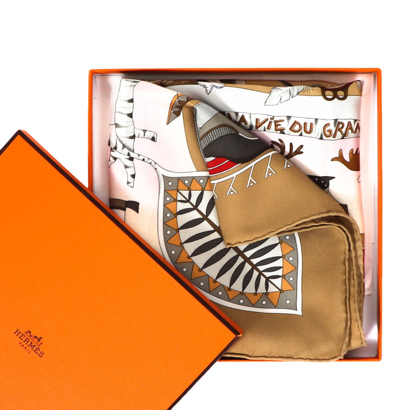 Hermès La Vie Du Grand Nord Silk Carré 90
