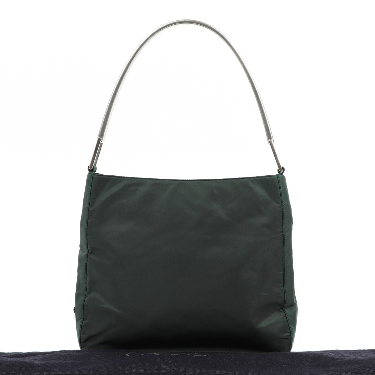 Buy an authentic second-hand Prada Green Re-Nylon Shoulder Bag in very good condition at Labellov in Antwerp.