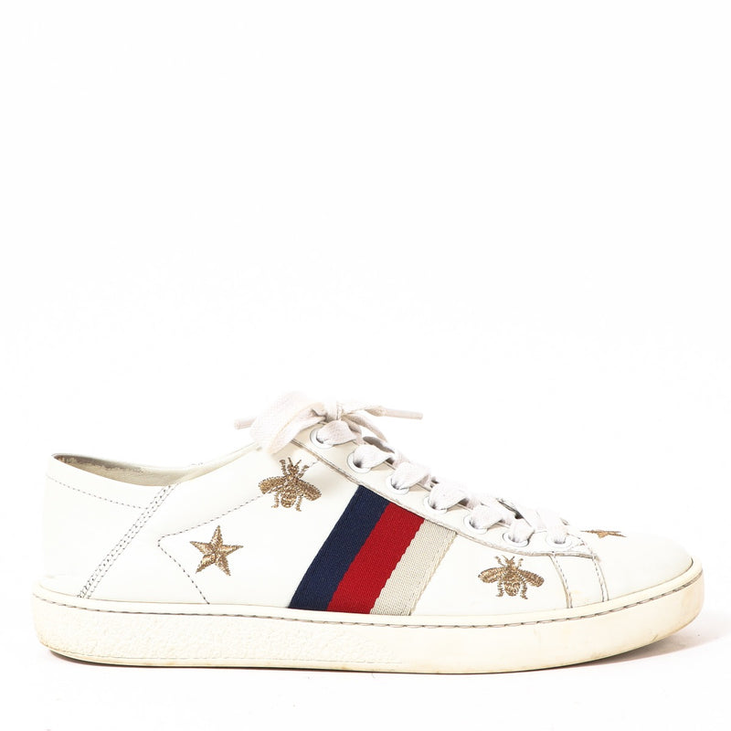 Buy authentic Gucci White Leather Ace Bee And Stars Sneakers Size - 36.5 at Labellov in Antwerp.