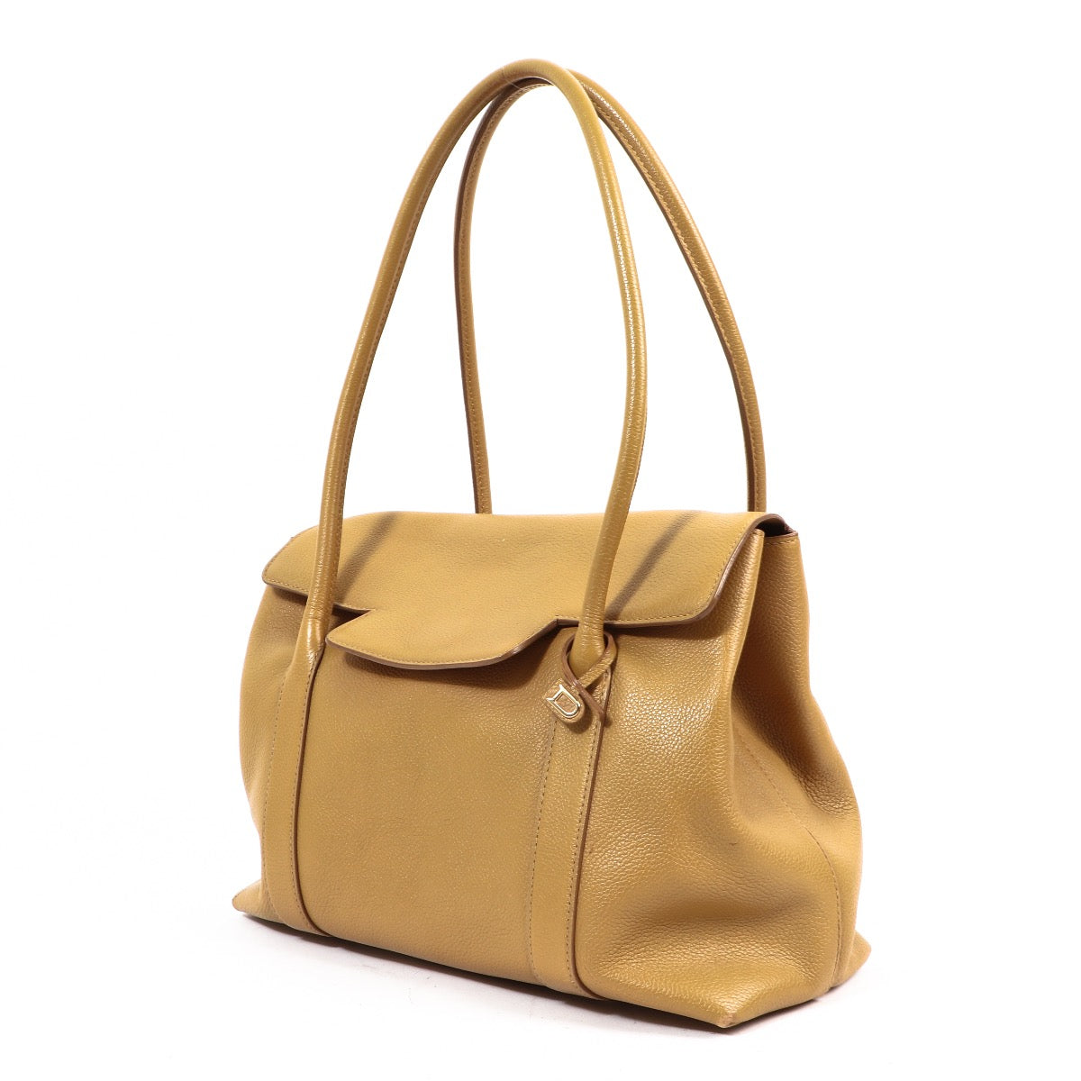 Buy an authentic second hand Delvaux Ambre Légende Sellier Shoulder Bag in very good condition at Labellov