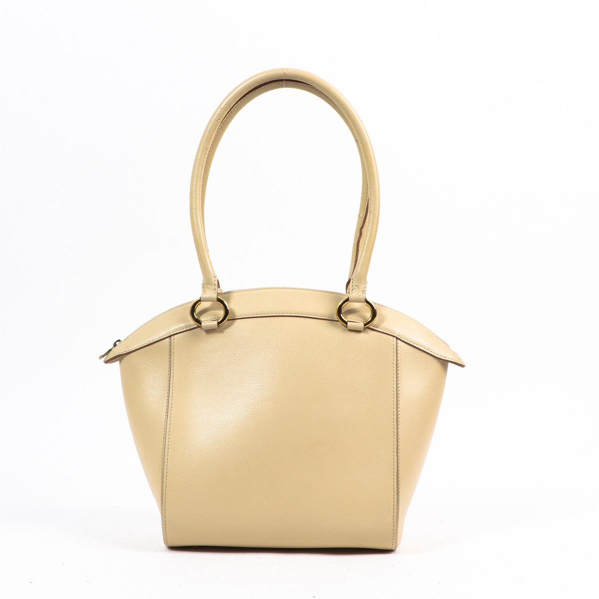Buy an authentic second hand Delvaux Creme Charme Shoulder Bag in good condition at Labellov