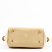 Buy an authentic second hand Delvaux Creme Charme Shoulder Bag in good condition at Labellov