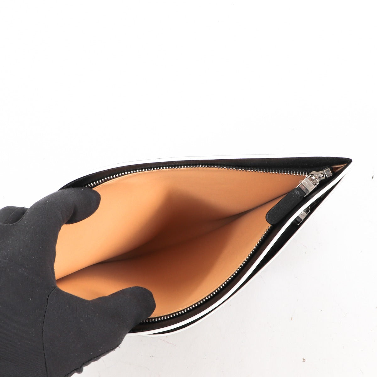 Delvaux Magritte Trompe l'Oeil La Corde Clutch en cuir de veau noir