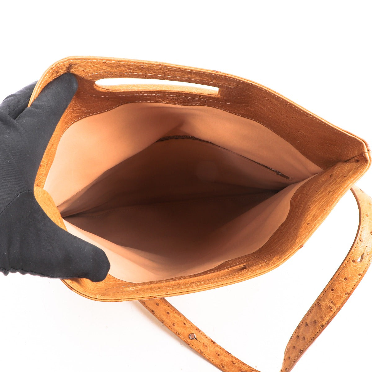 Buy an authentic second-hand Delvaux Cognac Ostrich Crossbody Bag in very good condition at Labellov in Antwerp.