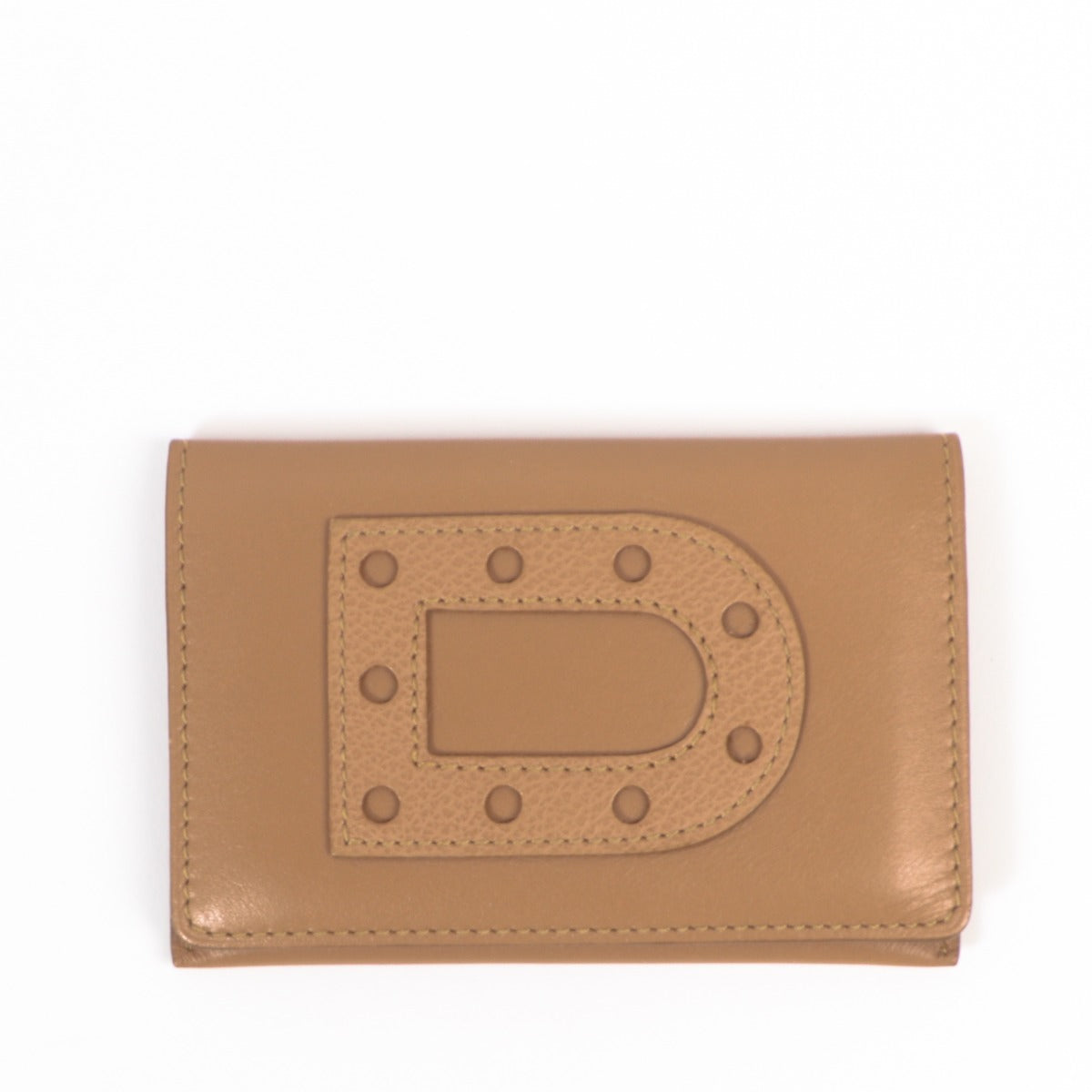 Buy an authentic second-hand Delvaux Brown Leather D Wallet in very good condition at Labellov in Antwerp.