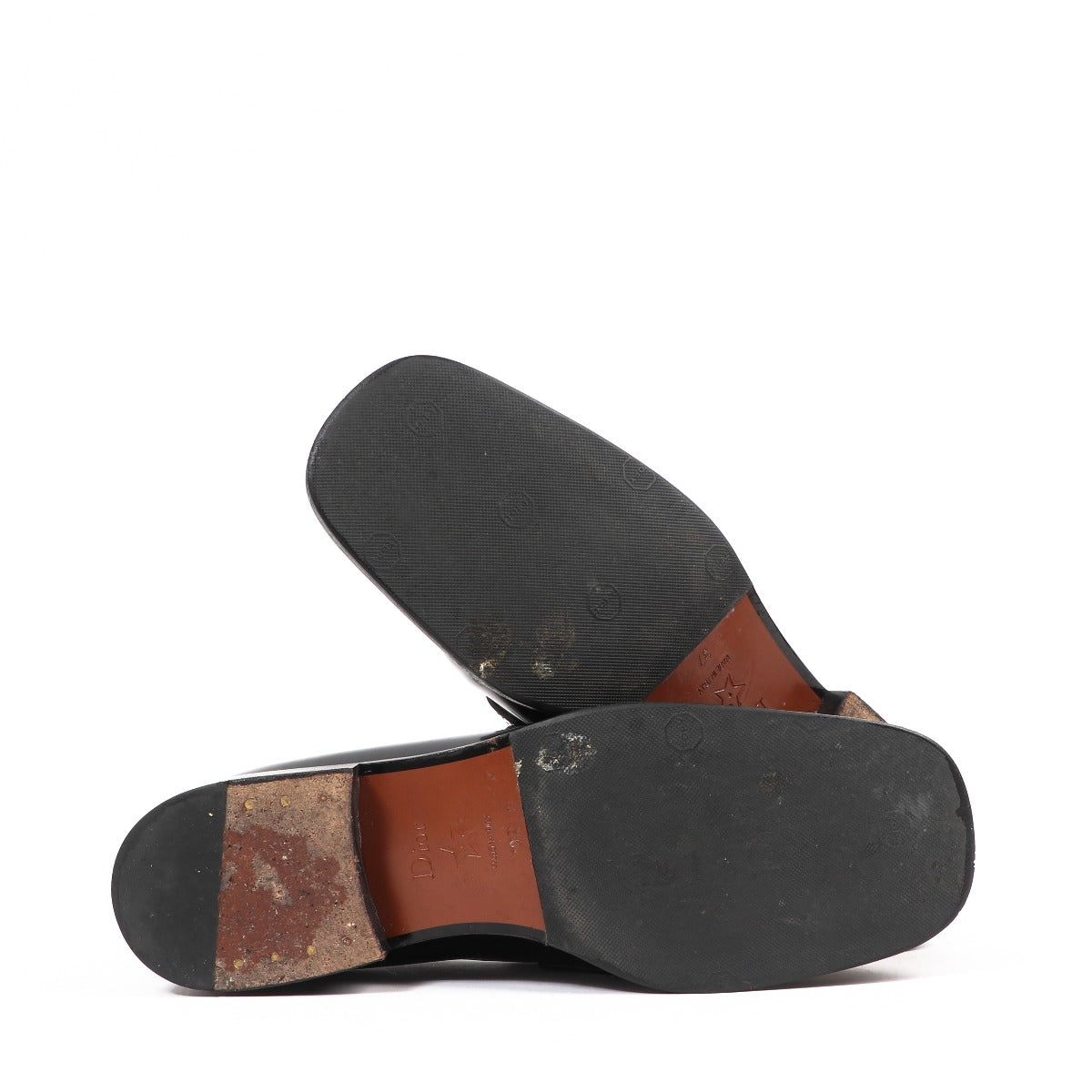 Buy authentic second-hand Christian Dior Black Glazed Calfskin Moccasins in Size 37 in very good condition at Labellov in Antwerp.