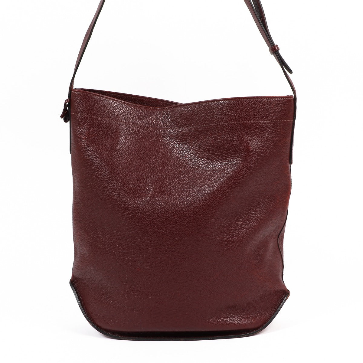 Buy an authentic second-hand Delvaux Burgundy Leather Le Pin Shoulder Bag in very good condition at Labellov in Antwerp.