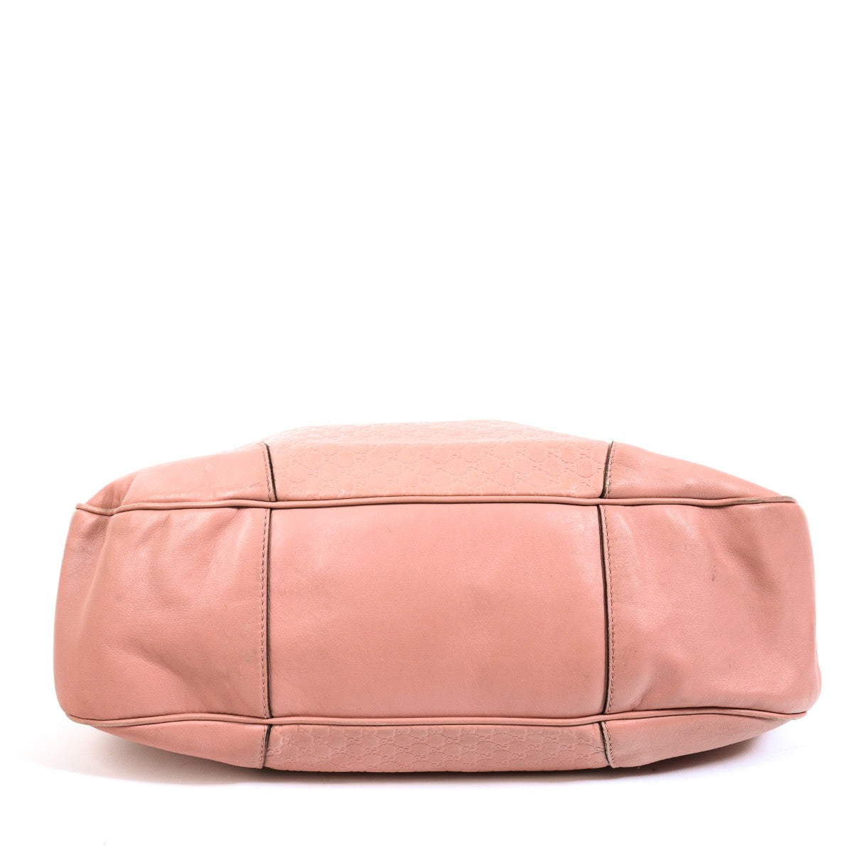 Shop safe online at Labellov in Antwerp, Brussels and Knokke this 100% authentic second hand Gucci Pink Microguccissima Large Bree Shoulder Bag