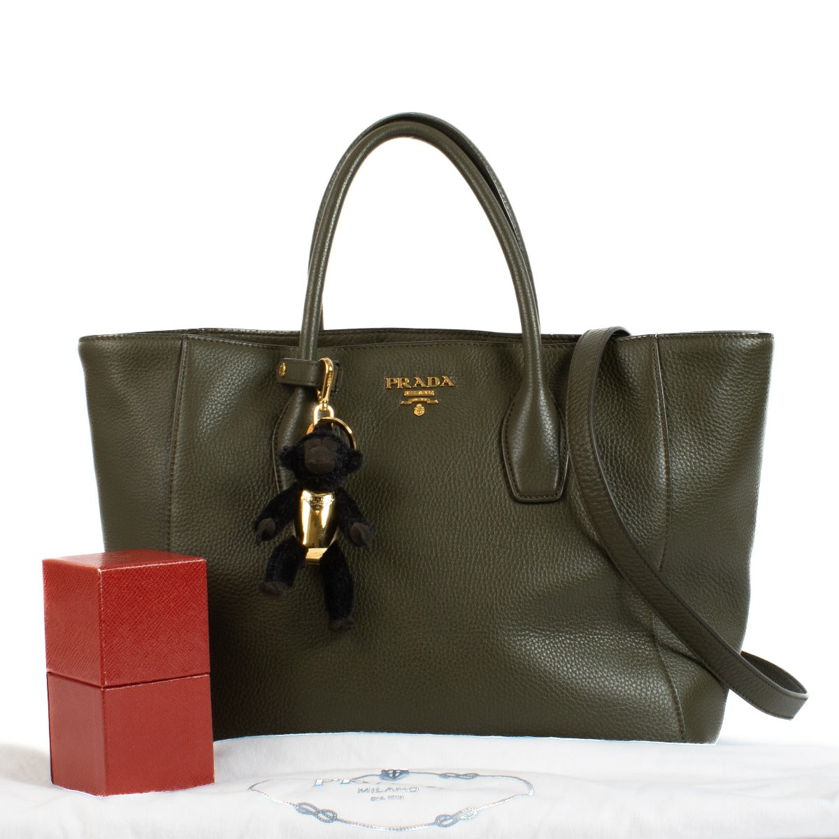 shop 100% authentic second hand Prada Green Vitello Daino Leather Tote Bag on Labellov.com
