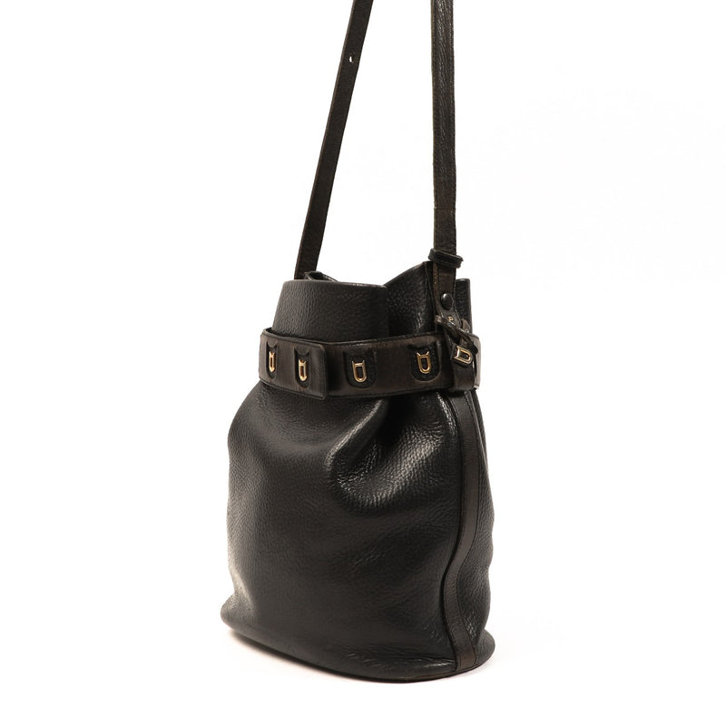 Buy an authentic second-hand Delvaux Black Leather Calicot Bucket Shoulder Bag in very good condition at Labellov in Antwerp.