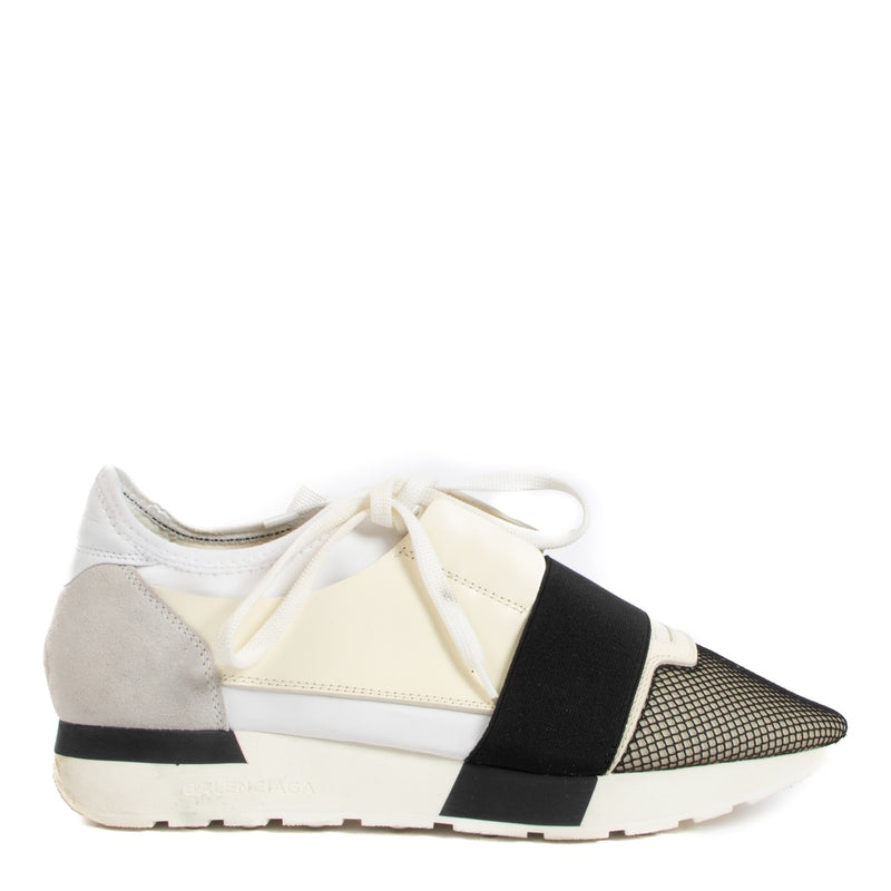 shop 100% authentic second hand Balenciaga White Race Runners - Size 39 on Labellov.com