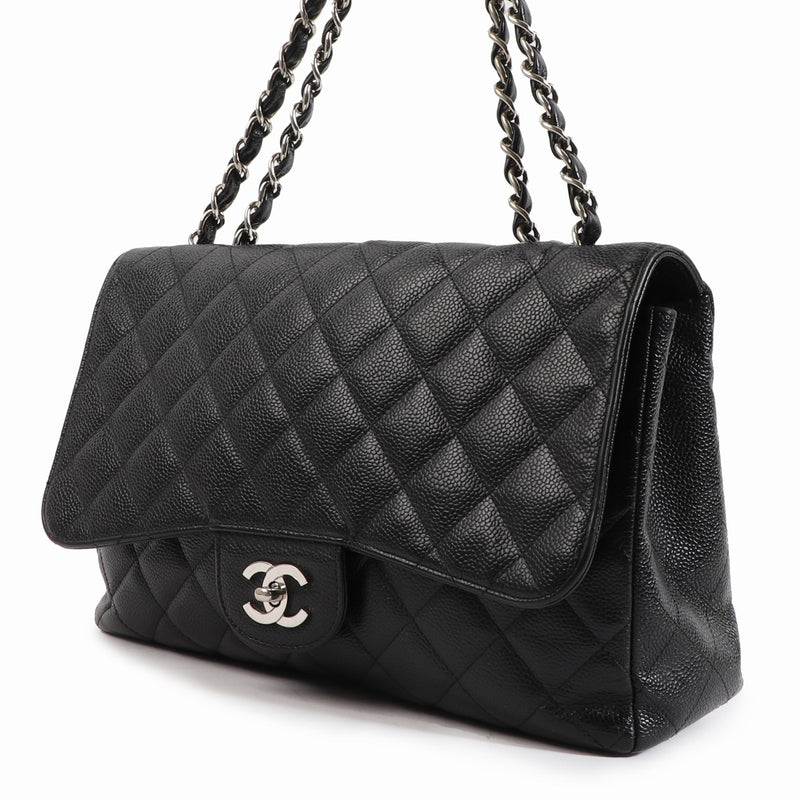 Buy an authentic second-hand Chanel Black Caviar Jumbo Flap Large Shoulder Bag in very good condition at Labellov in Antwerp.