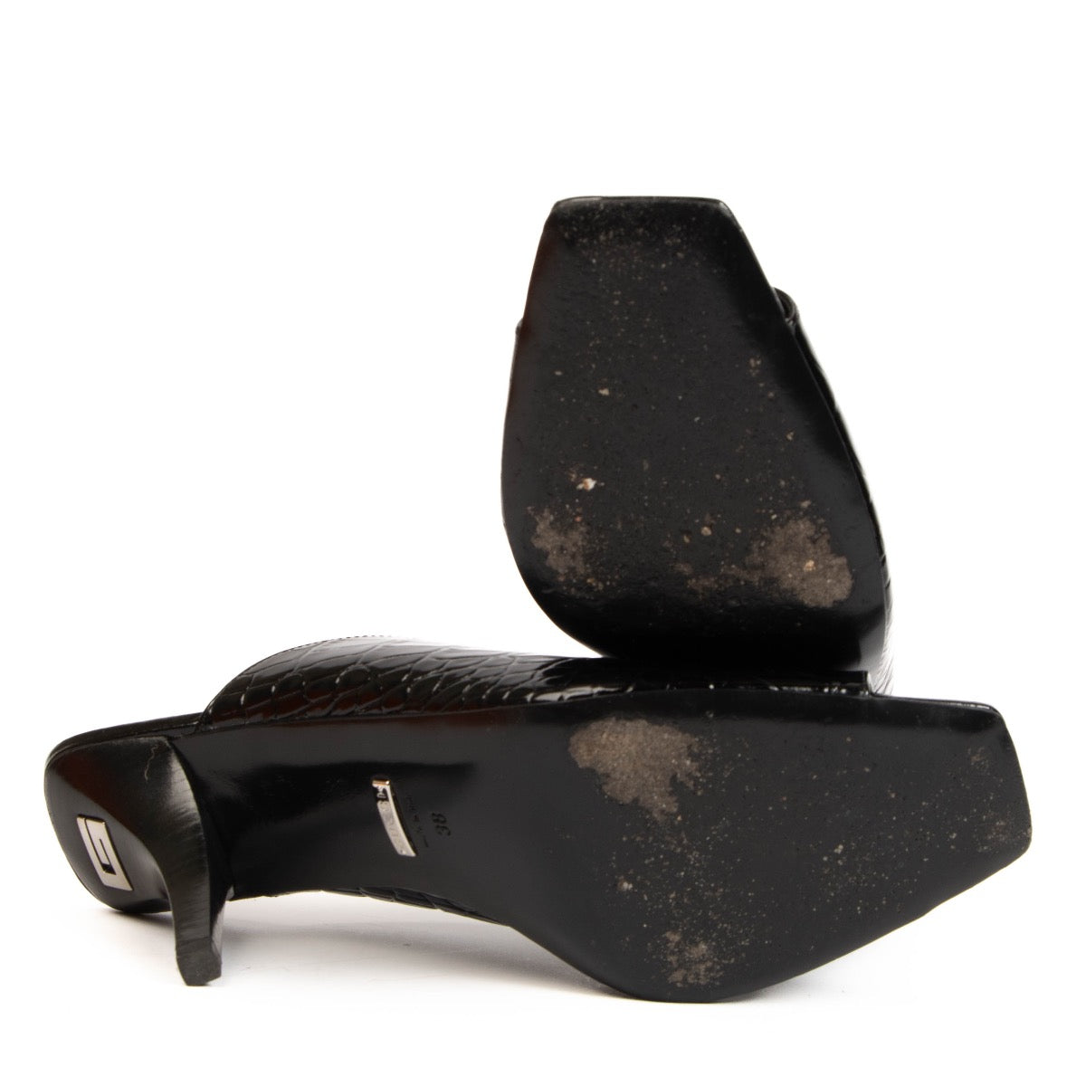 Gucci Black Leather Croc-Embossed Demi Heels for the best price at Labellov secondhand luxury in Antwerp.