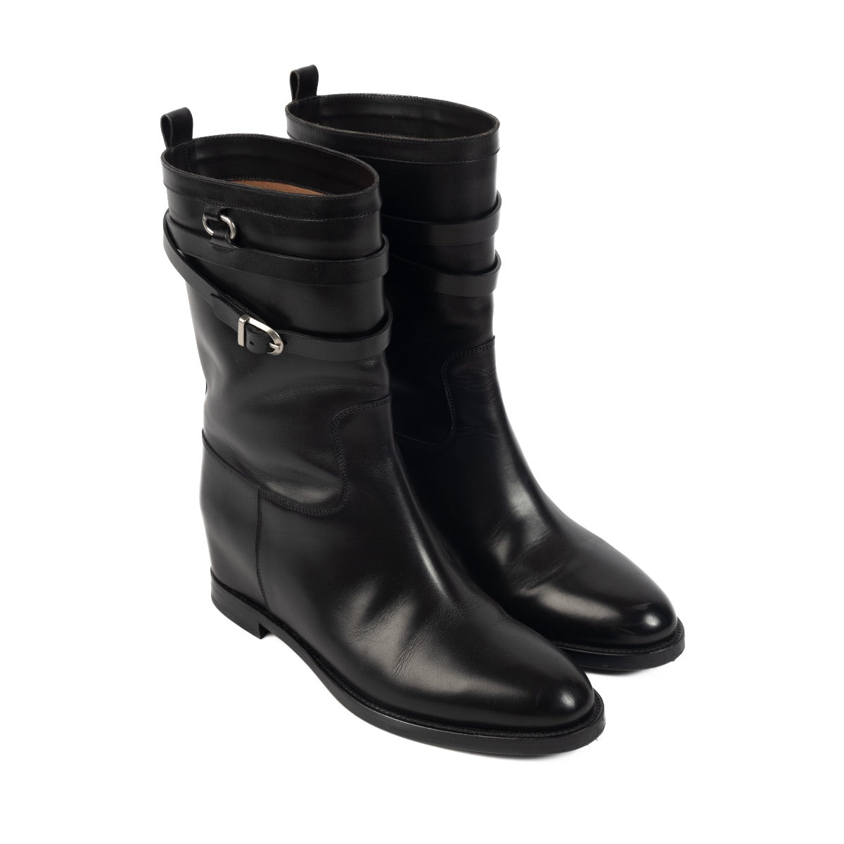 Shop 100% authentic second-hand Sartore Black Ankle Boots on Labellov.com