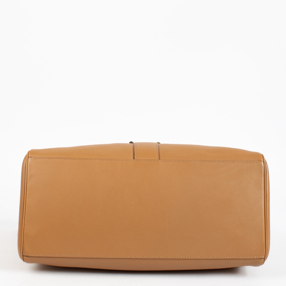 Authentic second-hand Delvaux Vegetal Polo Givry Besace Bag on labellov.com