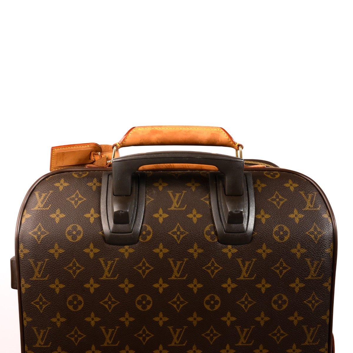 Authentic second hand Louis Vuitton suitcase Pegase 55 in very good condition on Labellov.com