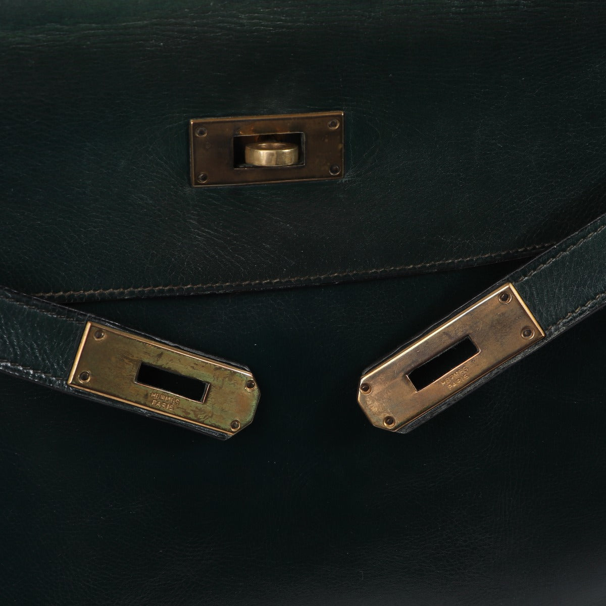 Koop tweedehands Hermes Kelly Vintage op labellov.com