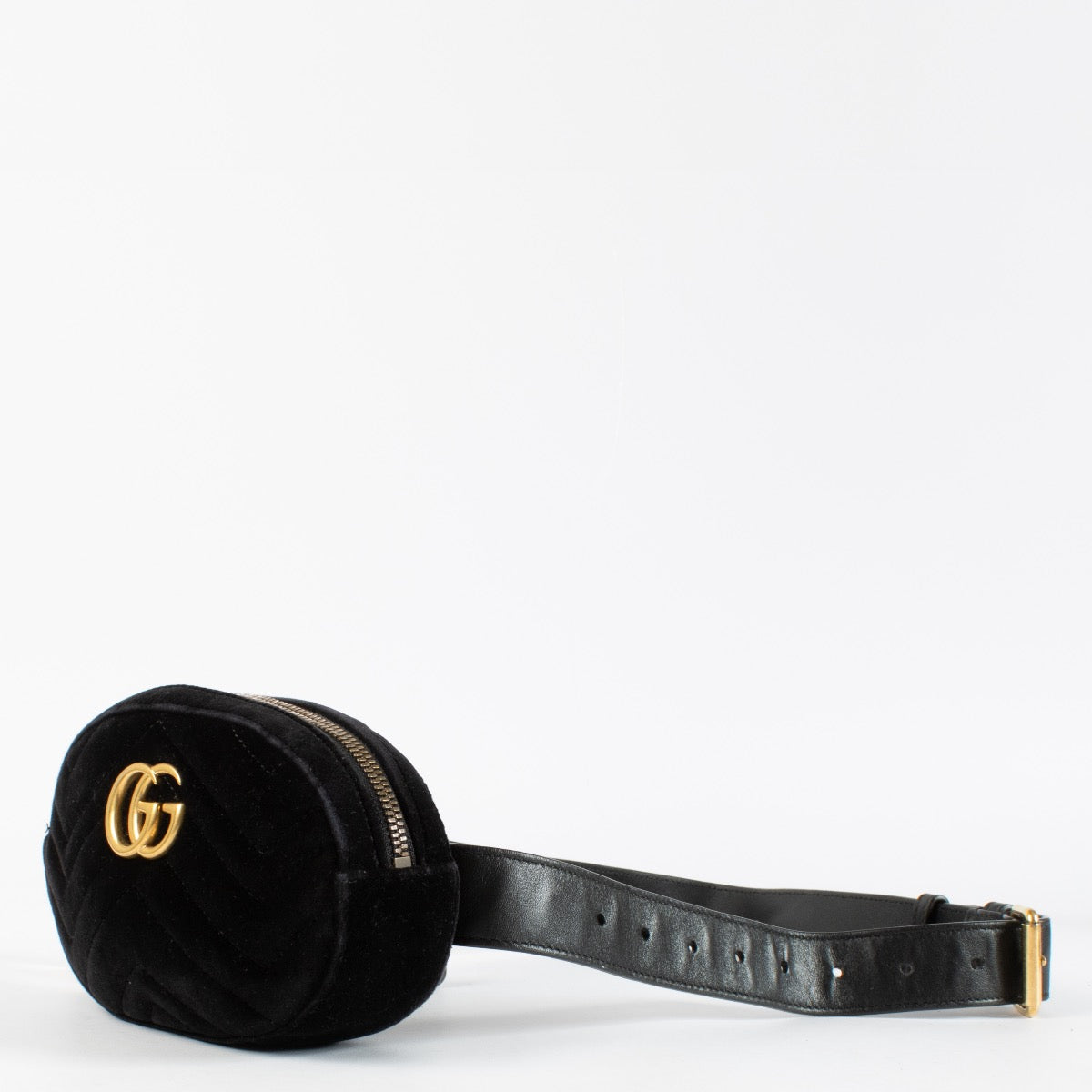 authentic preloved Gucci Black Velvet Marmont Belt Bag on Labellov.com