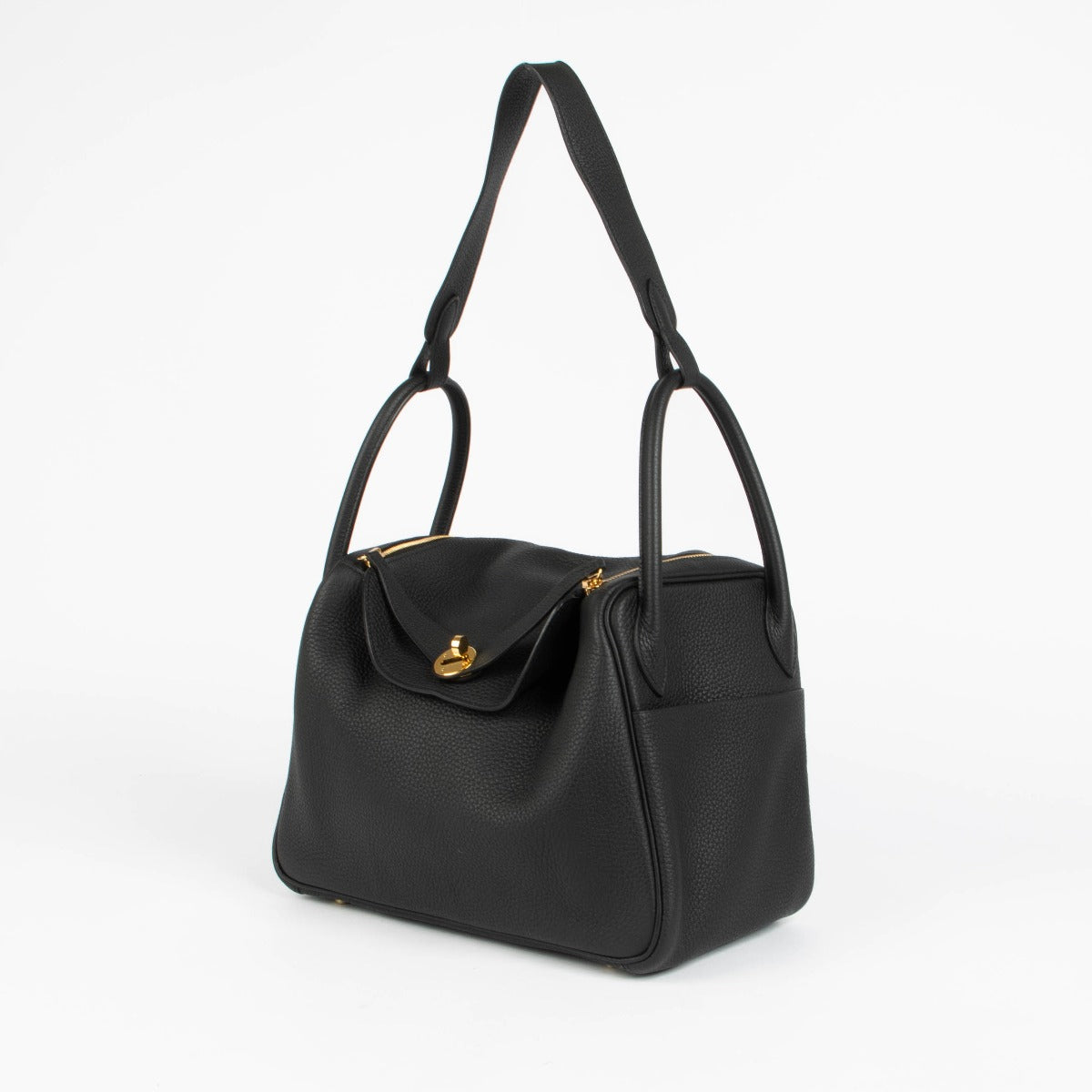 Hermès Lindy 30 Black Clemence GHW