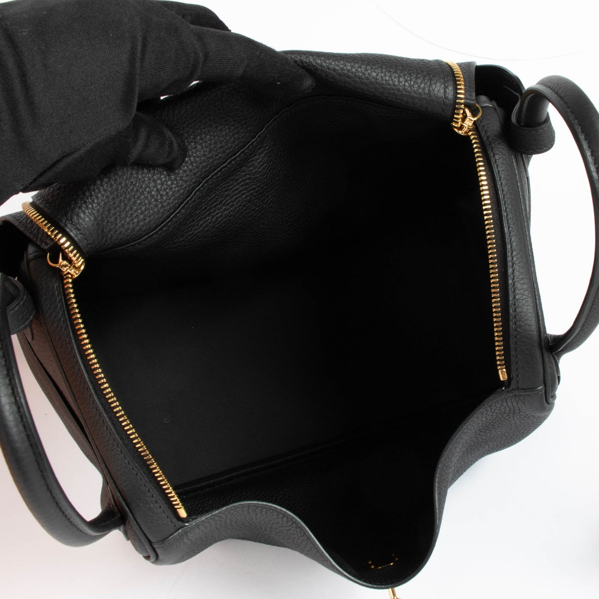 Hermès Lindy 30 Black Clemence GHW