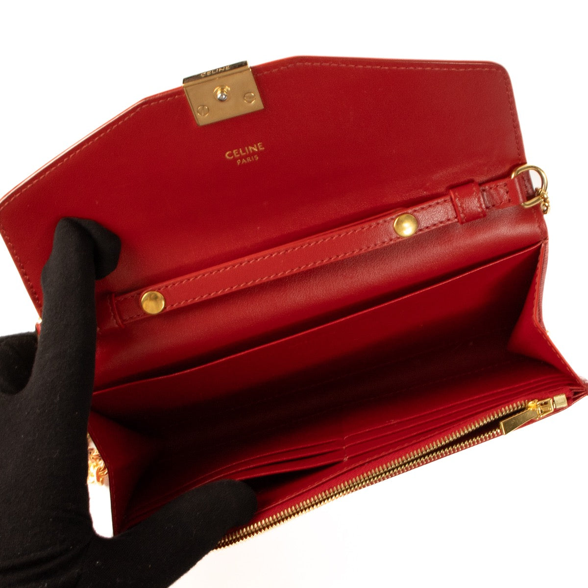Shop 100% authentic second-hand Celine Red Wallet On Chain on Labellov.com