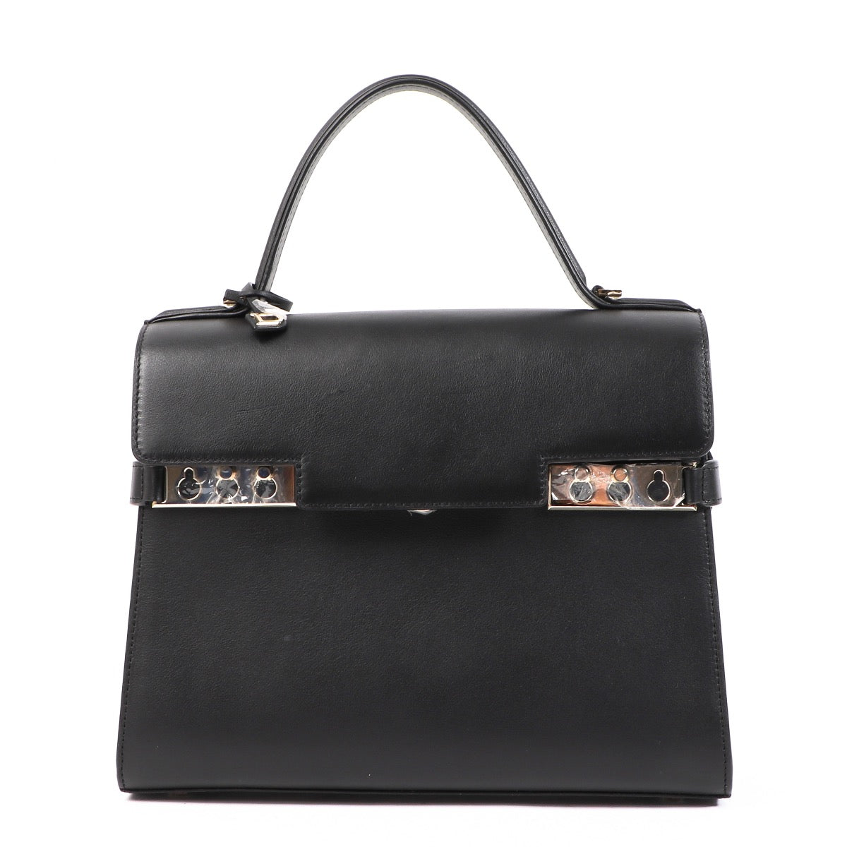 Sell and buy your 100% authentic Delvaux bags, at Labellov.
