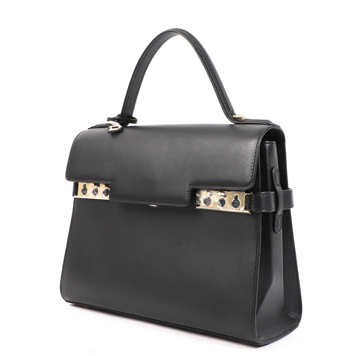 Sell and buy your 100% authentic Delvaux bags, at Labellov.