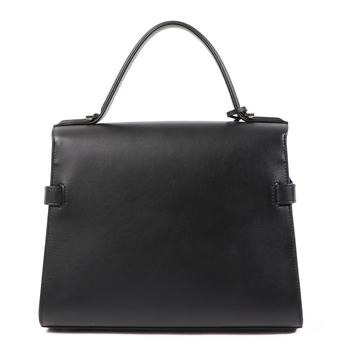 Sell and buy your 100% authentic Delvaux bags, at Labellov.