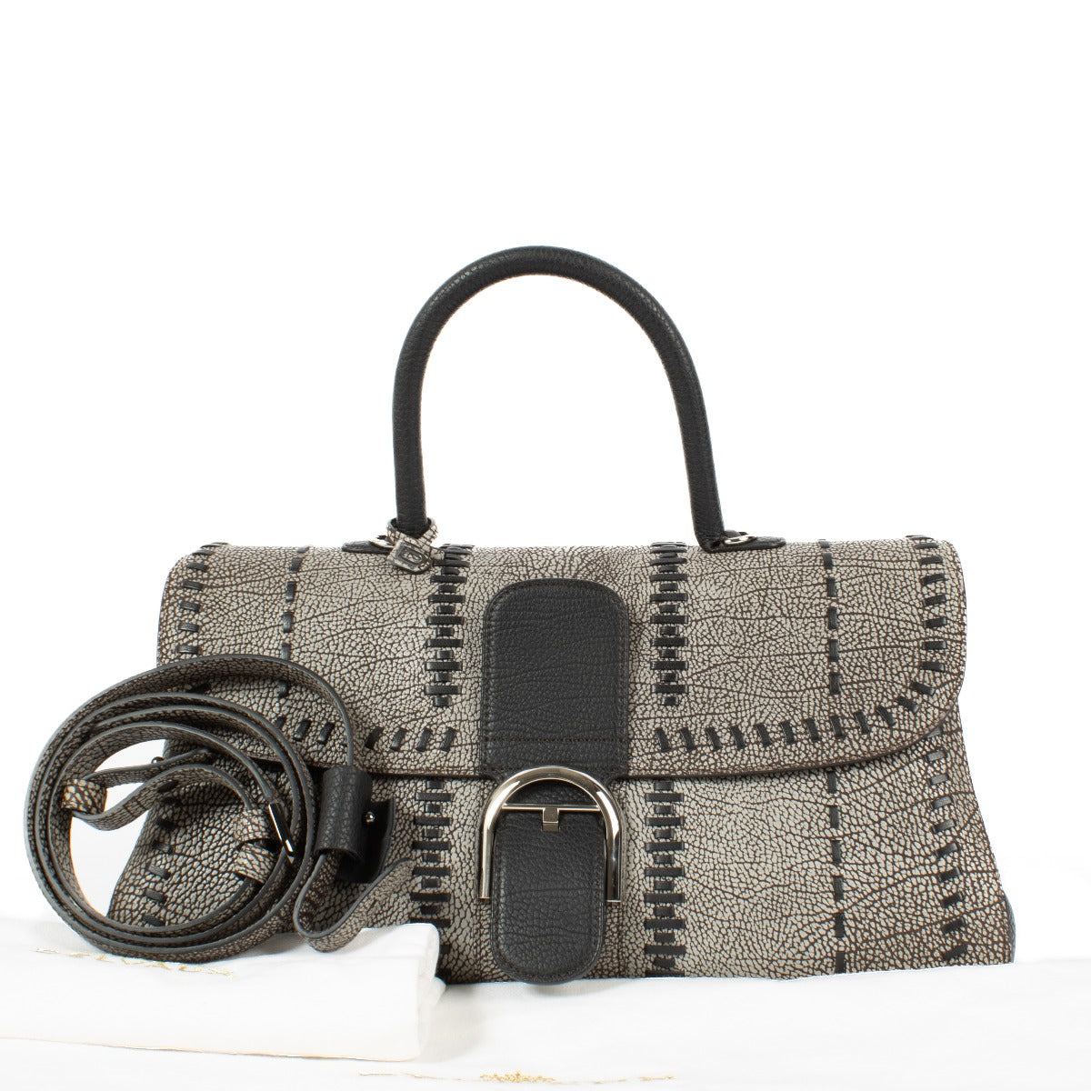 Shop 100% authentic secondhand Delvaux Ebene Tribal Stitch Brillant East/West Bag on Labellov.com