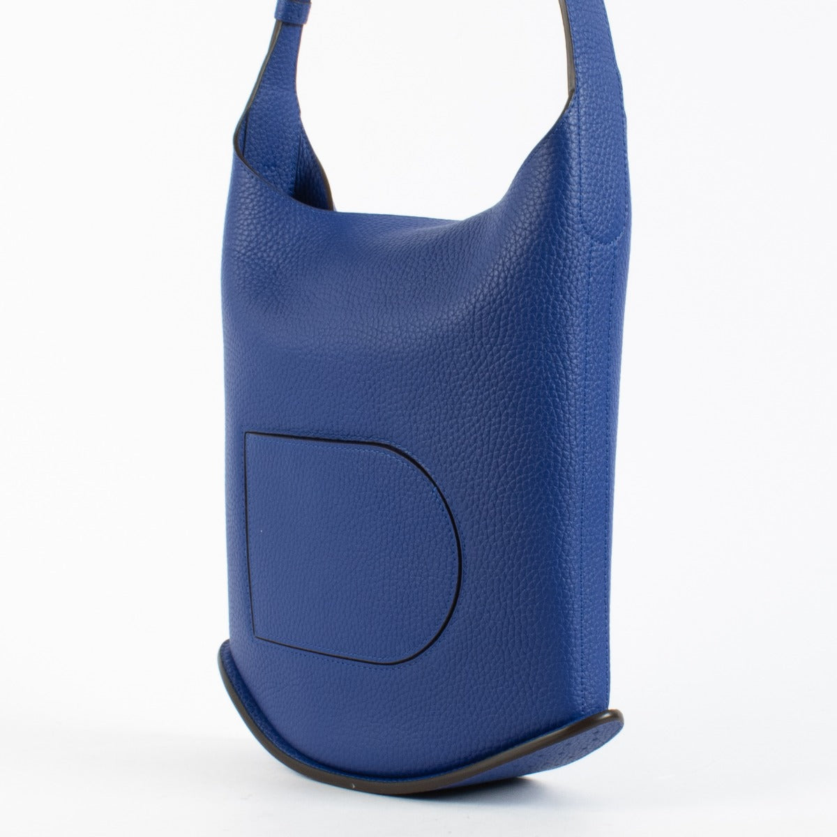 Delvaux Outremer Pin Hobo MM leather shoulder bag in blue with dust bag at Labellov.com