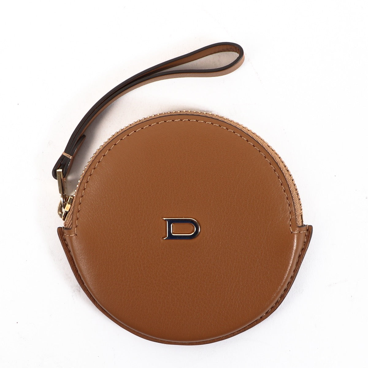 Shop safe online at Labellov in Antwerp this 100% authentic second hand Delvaux Camel Coin Case Wallet