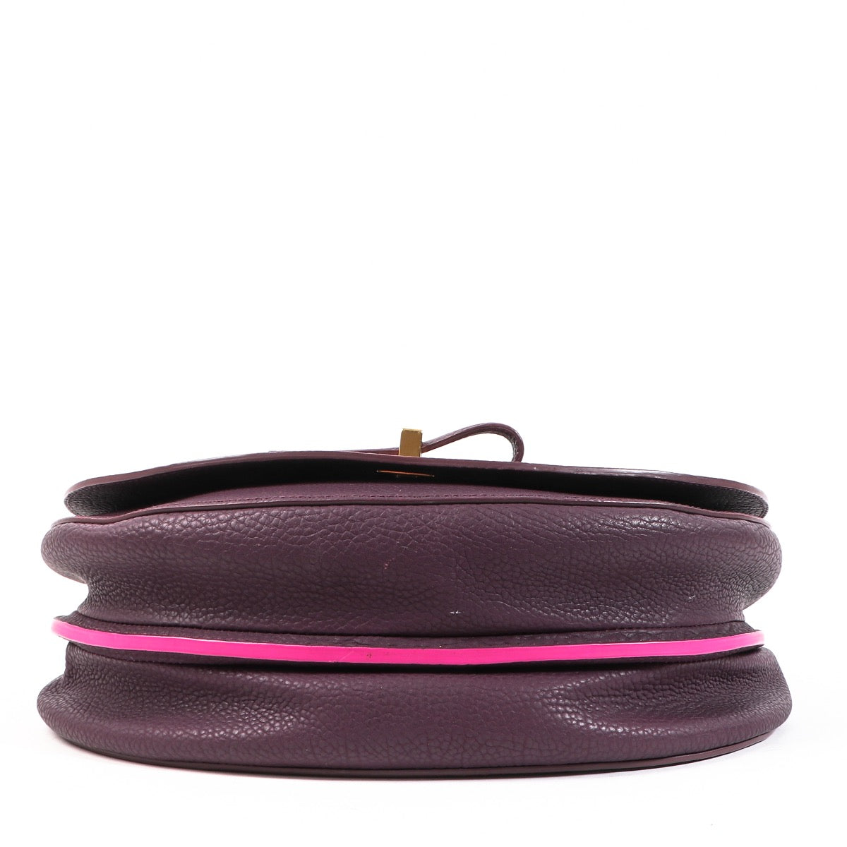 Shop safe online at Labellov in Antwerp this 100% authentic second hand Delvaux Le Mutin Purple Crispy Calf Crossbody
