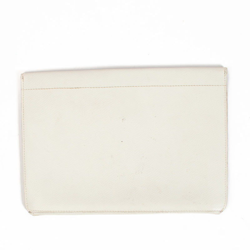 Buy an authentic Delvaux White Leather Vintage Envelope Clutch on Labellov.com