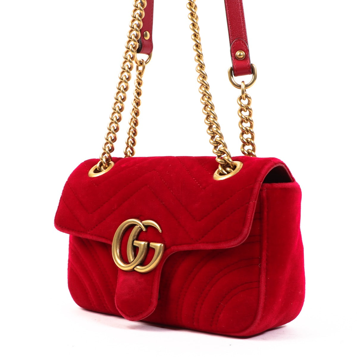 Shop now for your pre-loved, 100% authentic Gucci Red Velvet Marmont Small Shoulder Bag, at Labellov in Antwerp, Brussel, Knokke