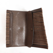 Buy an authentic second-hand Delvaux Grey Toile De Cuir Wallet in very good condition at Labellov in Antwerp.