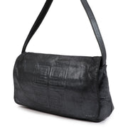 Buy an authentic second-hand Givenchy Blue Leather Shoulder Bag in very good condition at Labellov in Antwerp.