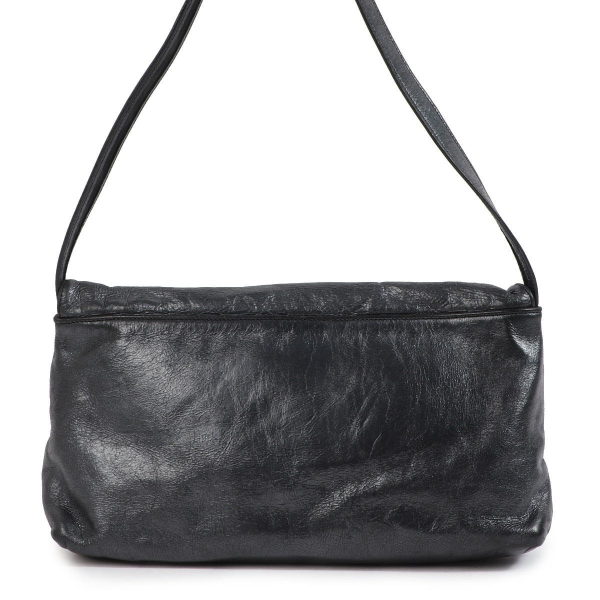 Buy an authentic second-hand Givenchy Blue Leather Shoulder Bag in very good condition at Labellov in Antwerp.