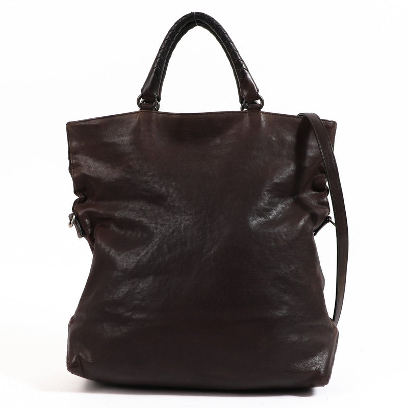 Buy an authentic second-hand Bottega Veneta Brown Leather Top Handle Bag in good condition at Labellov in Antwerp.