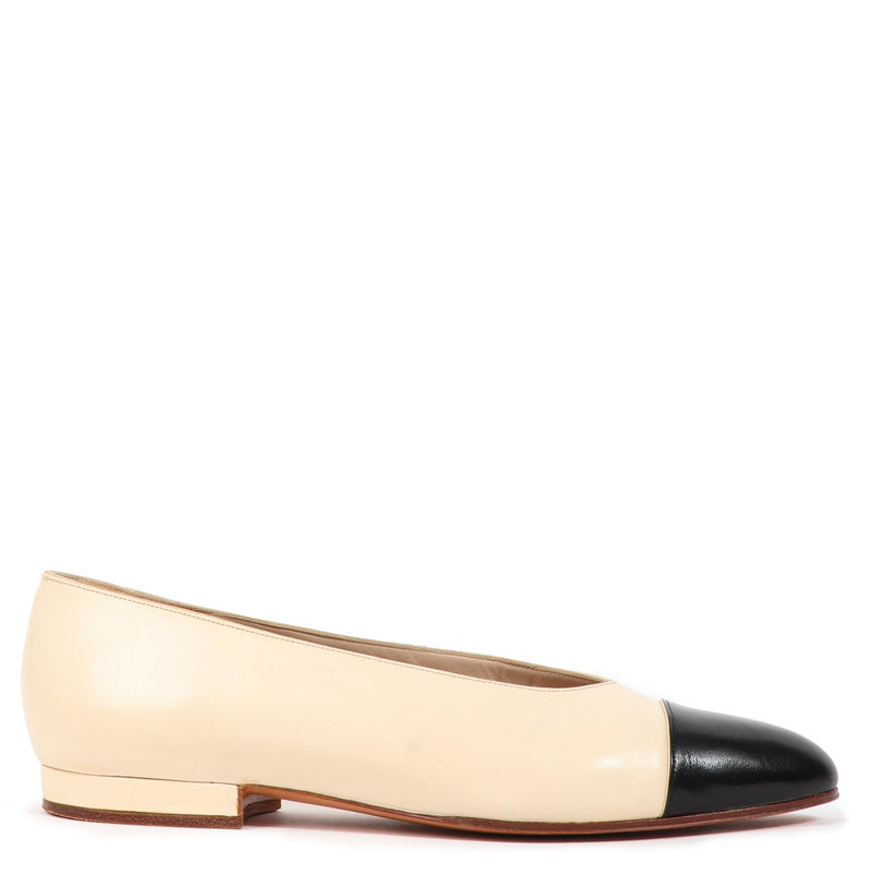 Chanel Crème/Zwart Lamsleer Ballerina Flats - maat 36,5