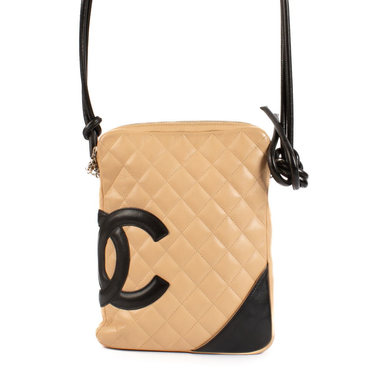 Chanel Beige Cambon Ligne Camera Crossbody Bag aan de beste prijs bij Labellov tweedehands luxe in Antwerpen en Knokke.