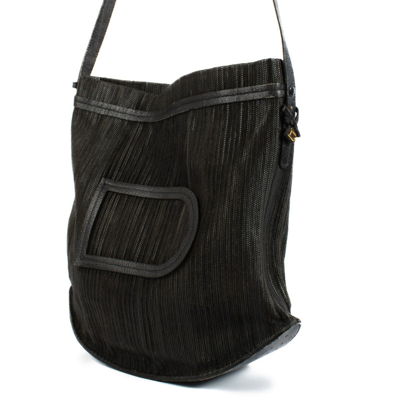 Shop safe online at Labellov in Antwerp, Brussels and Knokke this 100% authentic second hand Delvaux Black Toile de Cuir Pin Vintage Bag
