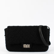 Chanel Black Tweed 2.55 Reissue Crossbody Bag aan de beste prijs bij Labellov tweedehands luxe in Antwerpen en Knokke