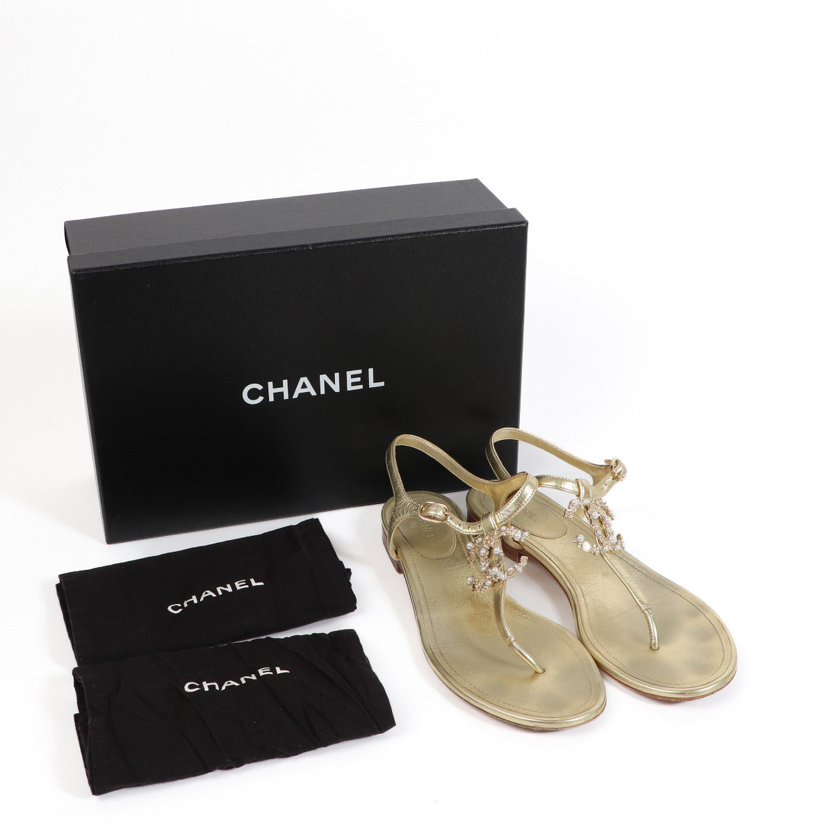 Chanel Gold Lambskin CC Jewelled Sandals for the best price at Labellov secondhand luxury in Antwerp