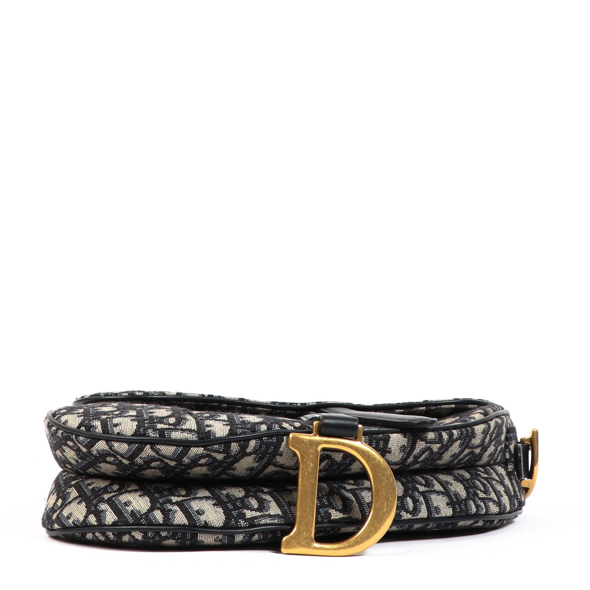 Shop authentic second hand Dior Saddle Bag on labellov.com